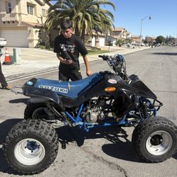 1985 Suzuki 250 2 stroke quad racer