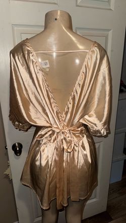 Satin top beige