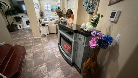 Beautiful fireplace /tv stand with cooling and heating