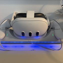 Meta Oculus Quest 3 VR Headset 128 GB  Bundle + Magnetic Charging Dock & Controllers