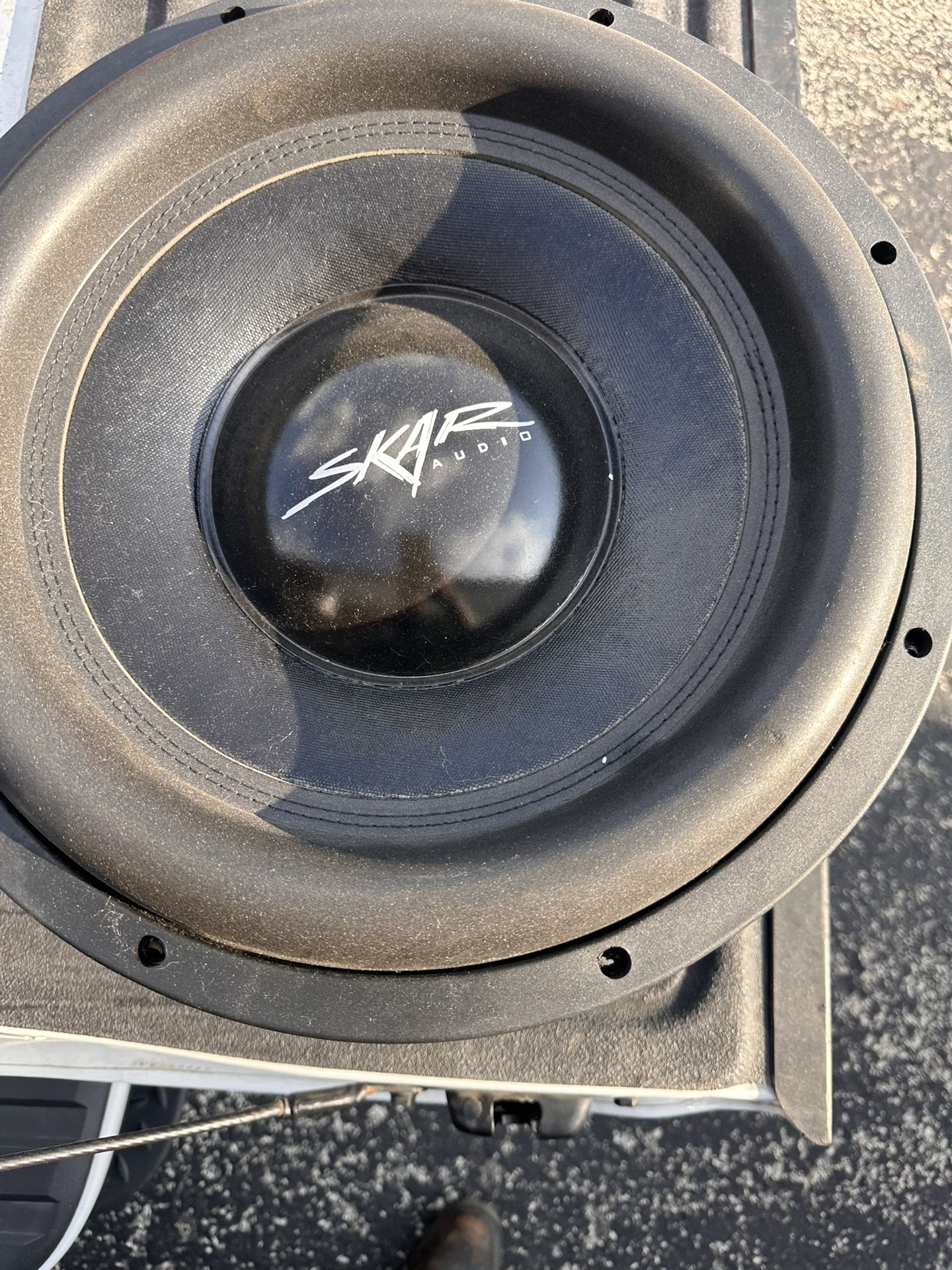 Skar-audio 15' With Box