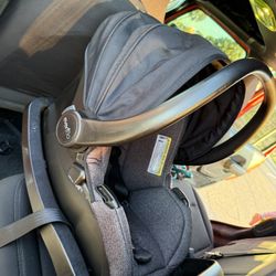 Evenflo Infant Car Seat And Base