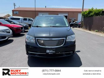 2016 Chrysler Town & Country