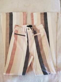 FOREVER 21 FLARE JEANS