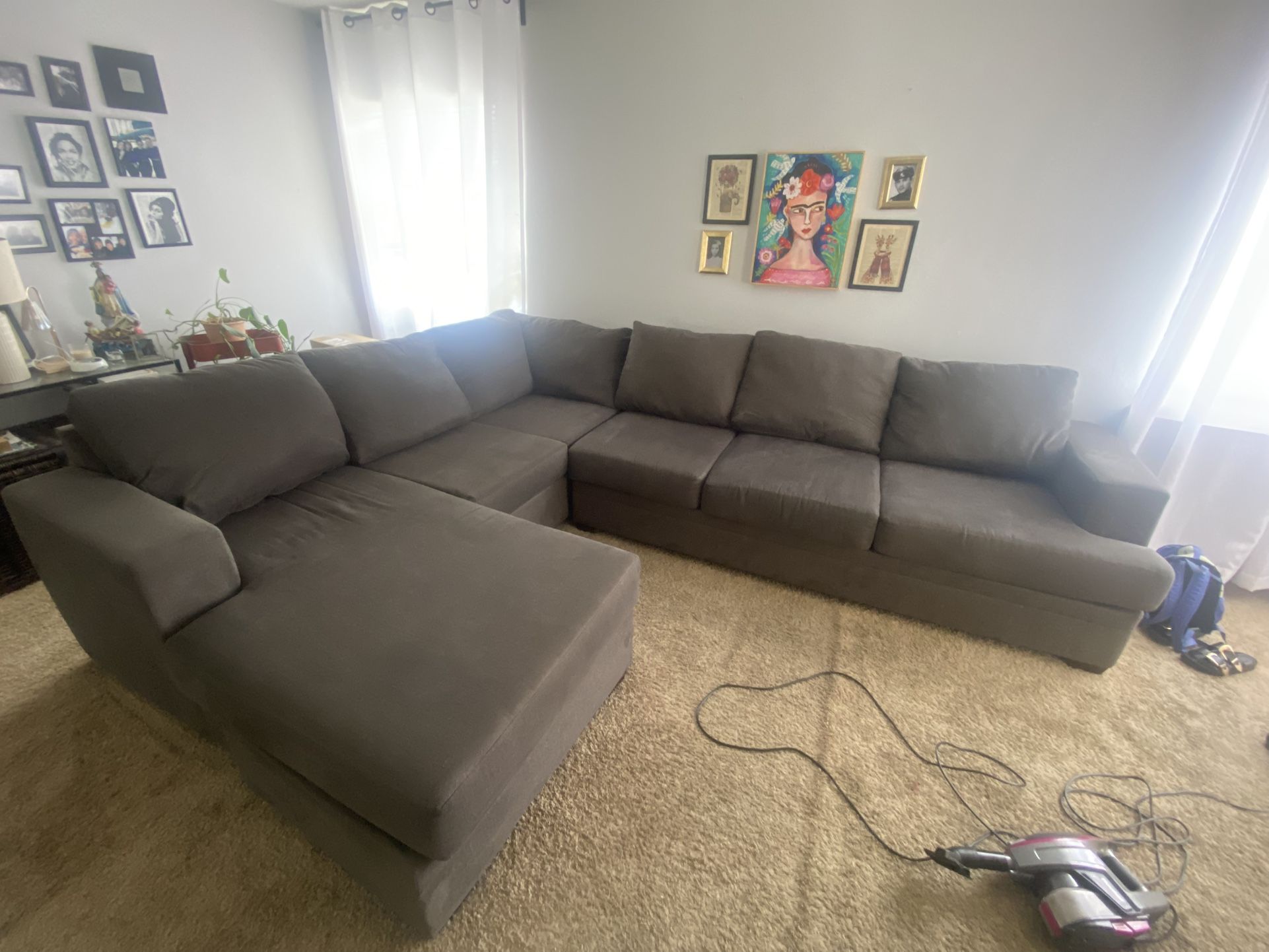 Sectional Sofa In Great Condition