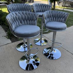 Beautiful Barstools Set Of 4 Chairs