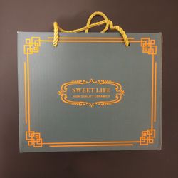 Bruntmor Ceramic Zodiac Mug Set - Constellation Mug, Horoscope Coffee or Tea Cup with Lid - Comes in a Box & Spoon - Unique Birthday Astrology Gifts f