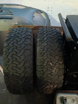 285/70/R17 BF Goodrich All Terrain TA KO2
