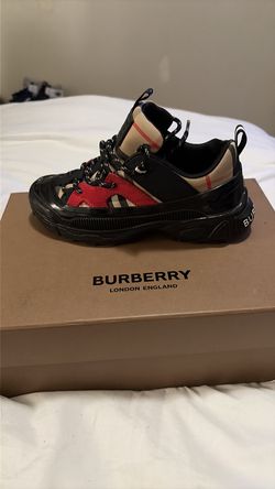 Burberry shoes