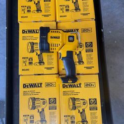 Dewalt LED light New In Box 