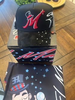 Thirty One Mago Hat Red