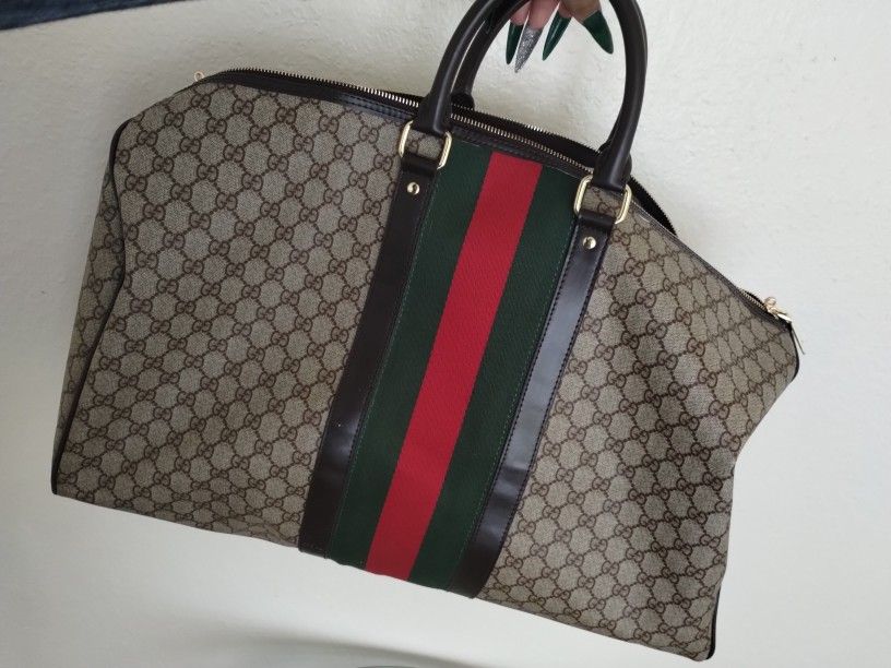 Authentic Gucci Duffle MK Fanny Pack/ Man Purse