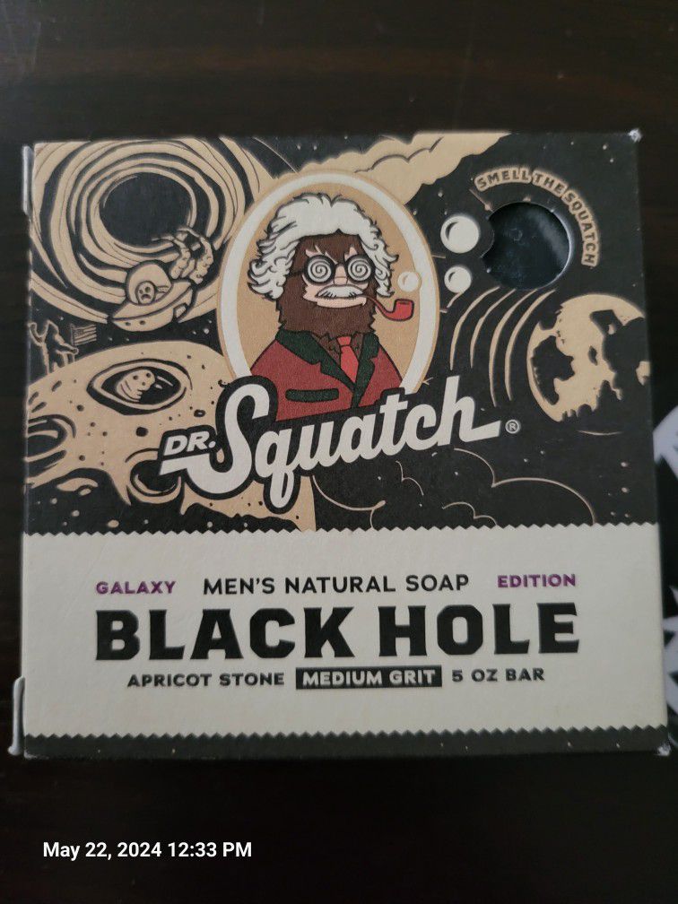 Dr Squatch Black Hole