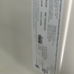 Appliance fridge and bottom freezer
