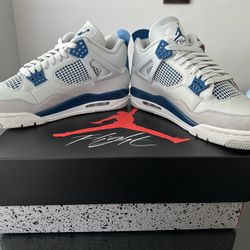 Jordan 4 Retro Military blue