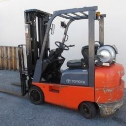 2000’s Toyota Gas Forklift 