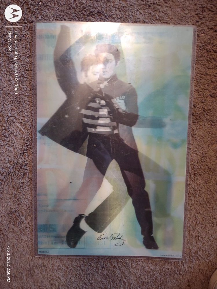ELVIS PRESLEY HOLOGRAPHIC PICTURE FRAME ELVIS DANCE