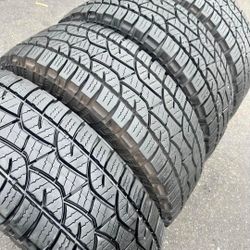 265 70 17 COOOPER Tires with 80% of useful life all 4 Seth de Llantas Con 80% de vida las 4