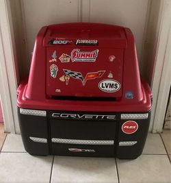 Step2 Corvette toy box