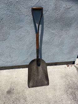 Antique Good’s Big Fist Shovel