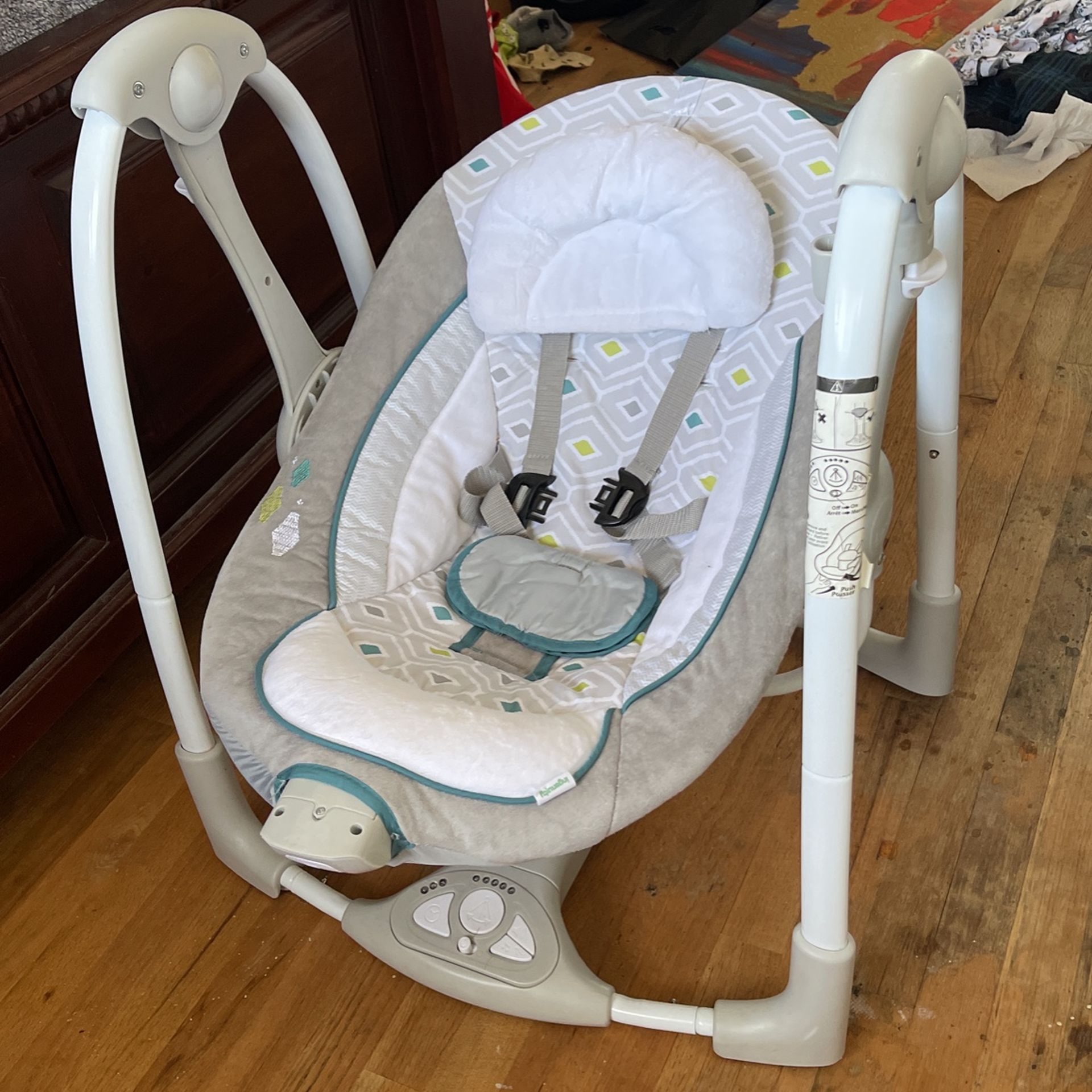Ingenuity Vibrating Baby Swing Brand New