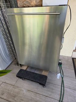 Summit refrigerator