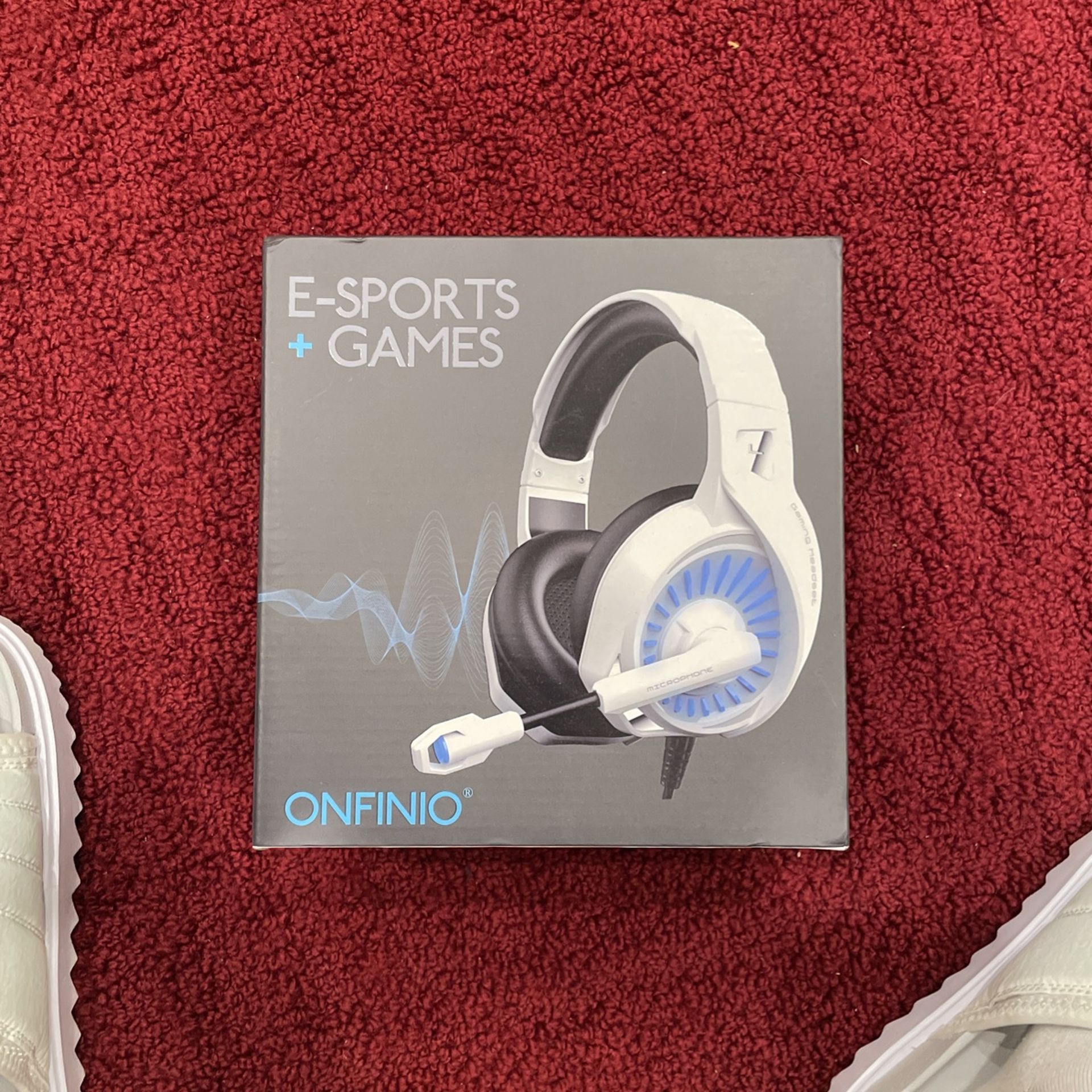 Gaming Headphones W/ MIC brand New