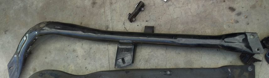 G body crossmember for 350 transmission
