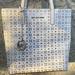 White Michael Kors Purse