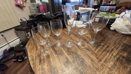 Assorted Wine/Drinking Glasses