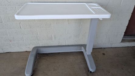 Overbed table