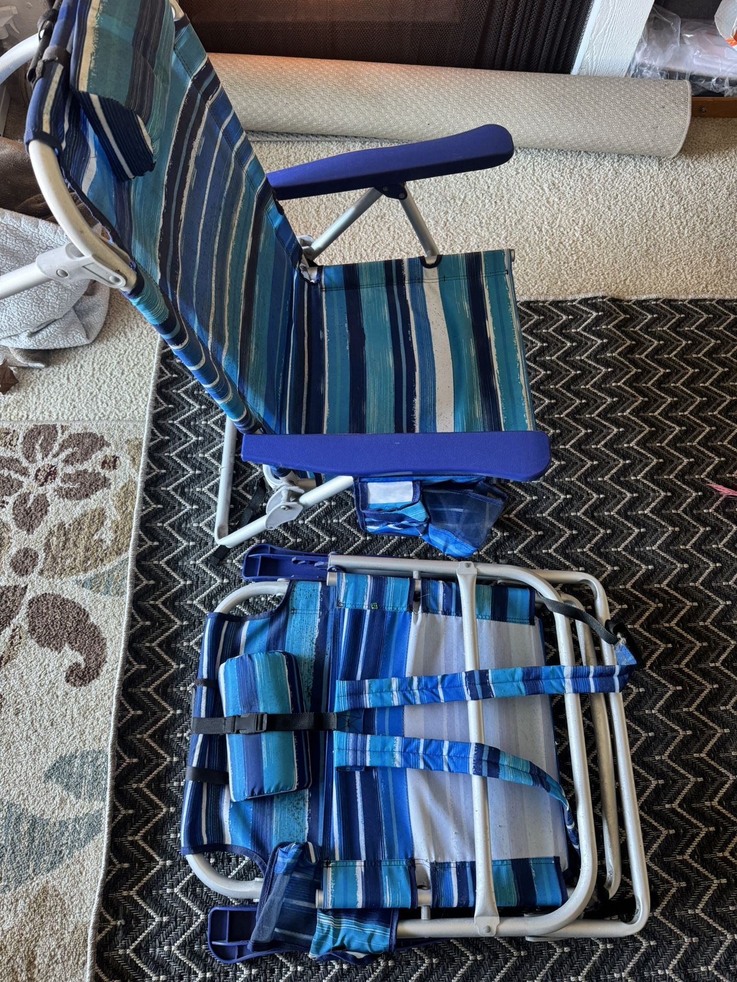 Beach Chairs (130$ Amazon)