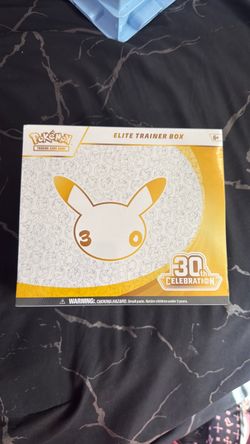 30th collection ETB Pokemon