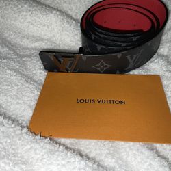 Louis Vuitton reversable black n red belt