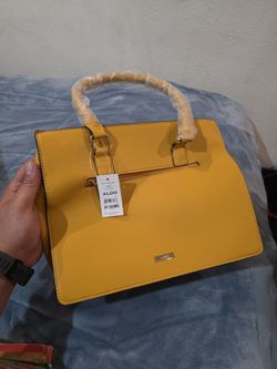 NEW ALDO Yellow Handbag With Tags – $40