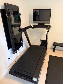 Treadmill peloton