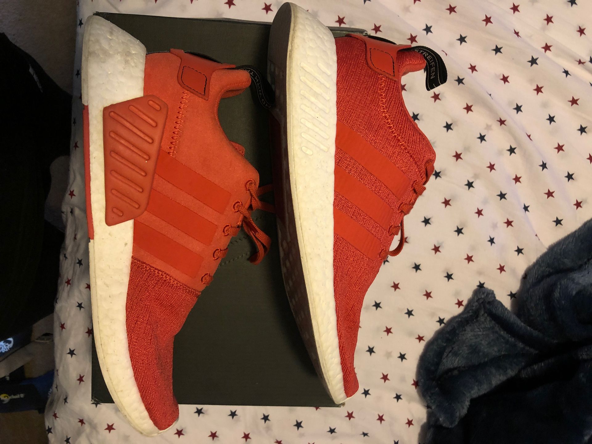 Adidas NMD_R2