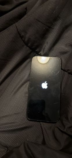 iPhone 16e