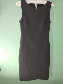 Sm Woman's Grey Dress 