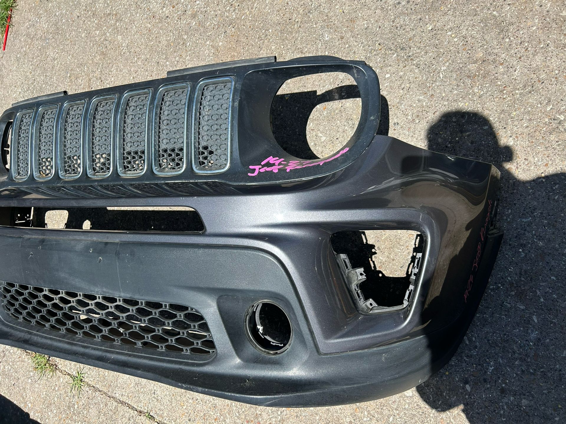 2019-23 JEEP RENEGADE FRONT BUMPER OEM