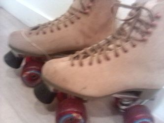 Ladies roller skate