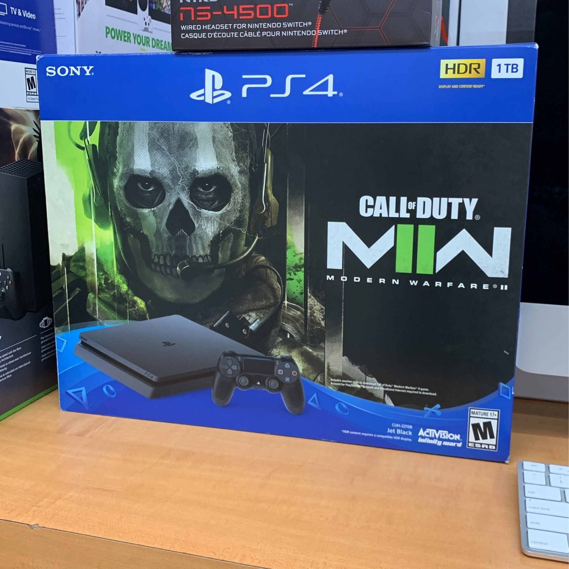 Call Of Duty Mw2 Ps4 for Sale in Clovis, CA - OfferUp