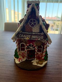Gingerbread Man Candy House
