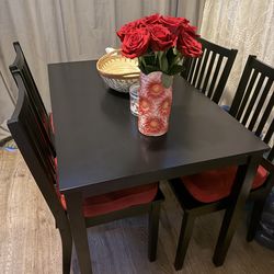 Black Dining table comedor with 4 chairs