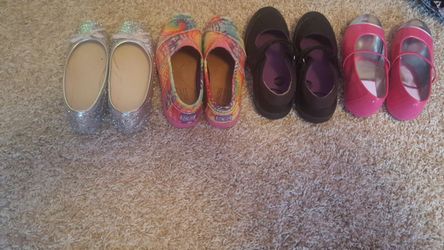 Girls shoes size 2