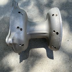 Kawasaki 250F Front Wheel Hub 