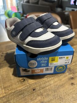 Size 6 Stride Rite Shoes 