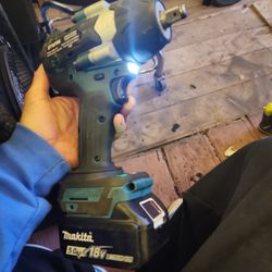Makita Impact Wrench
