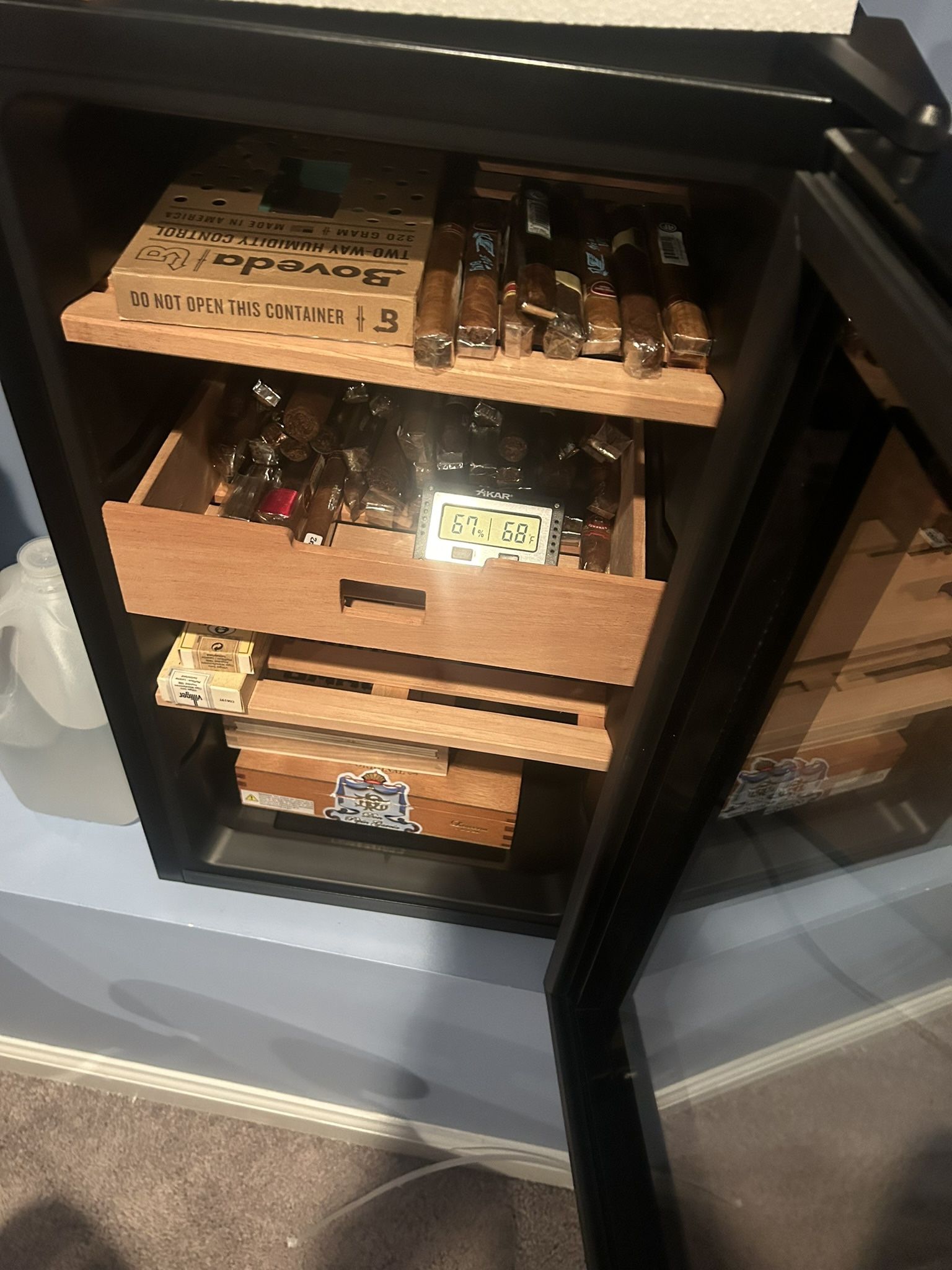Need one Electric Humidor 48L