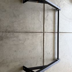 Pull Up Bar (brand new)